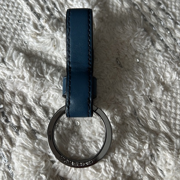 Michael Kors Key Ring - Picture 2 of 8